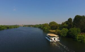 Discover Vaal River Vanderbijlpark cruise for 2 Gauteng experience 3-course meal